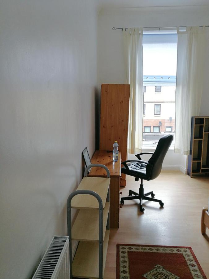 Budget Double Bedroom Near Glasgow City Centre And West End Exteriér fotografie